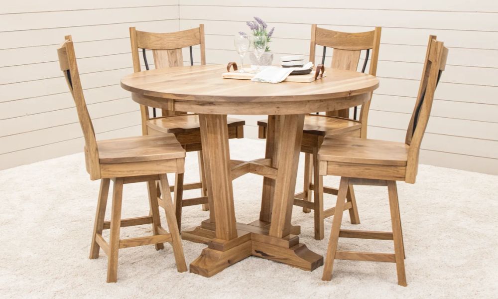 How To Make the Most of Your Small Dining Space
