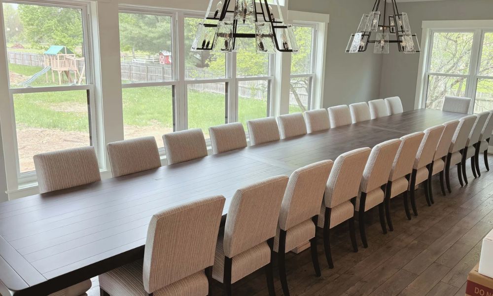 Tips for Decorating Your Solid Wood Dining Table