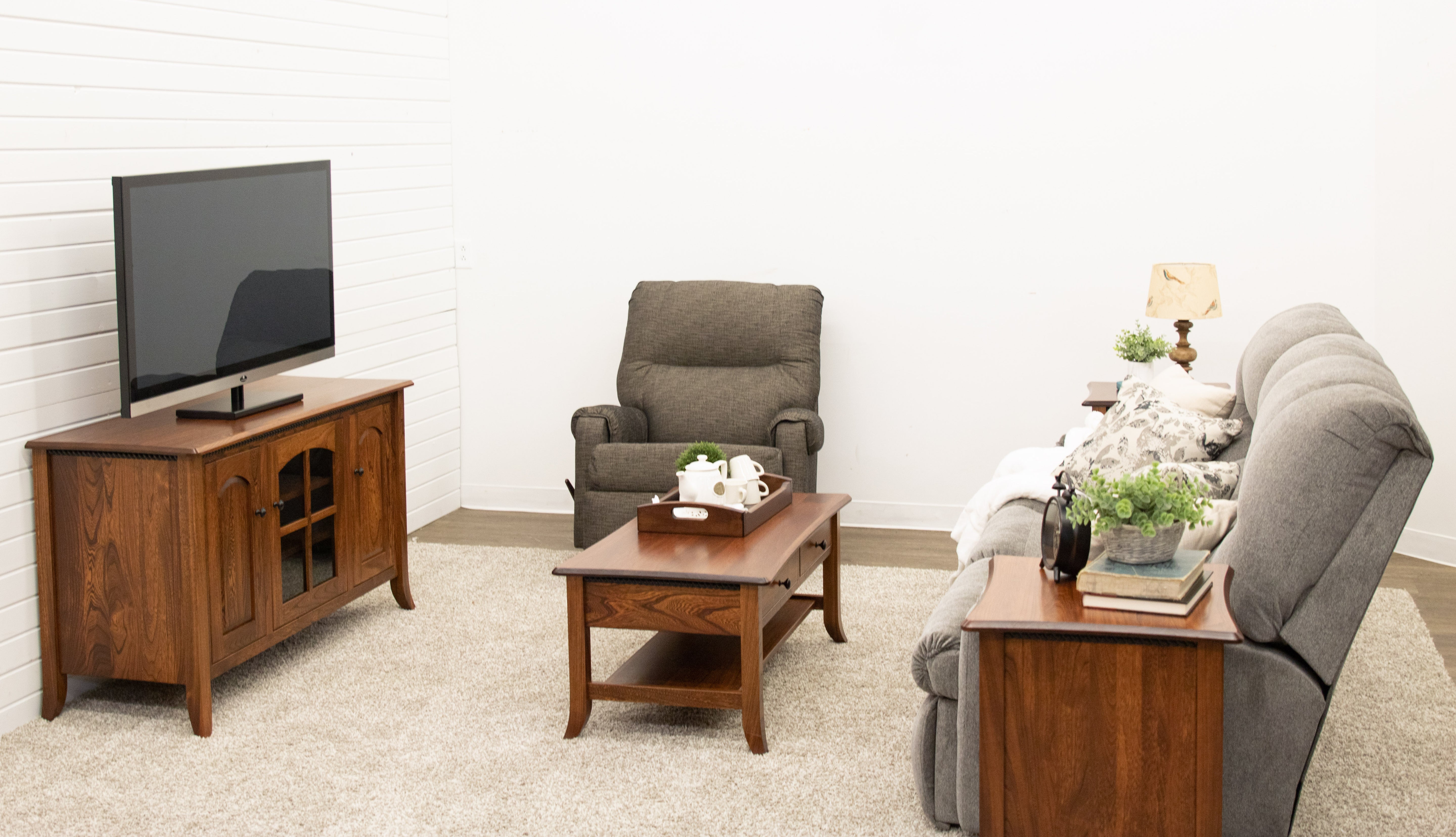 Plymouth Wooden Coffee Table Set