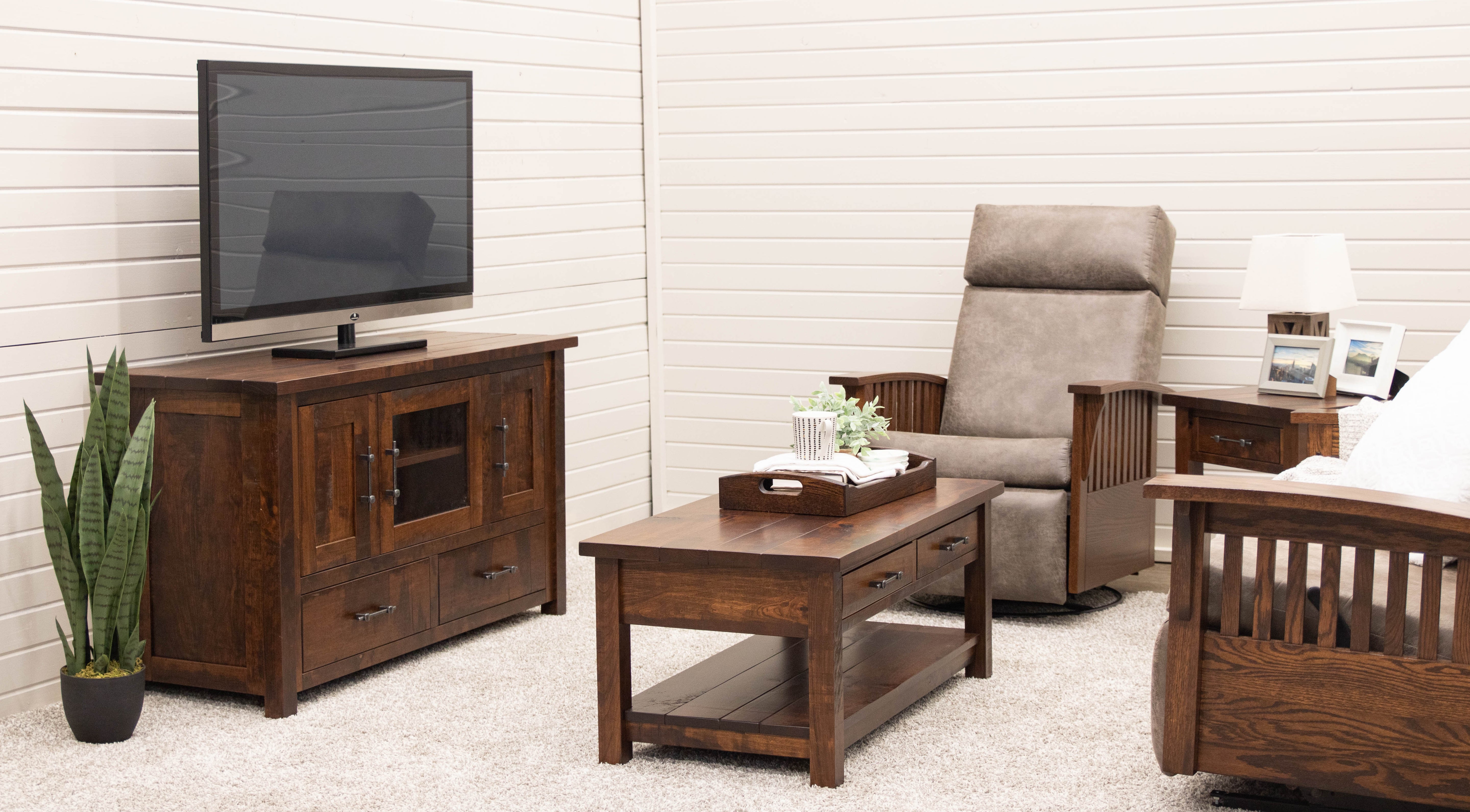 Arcadia Wooden Coffee Table Set