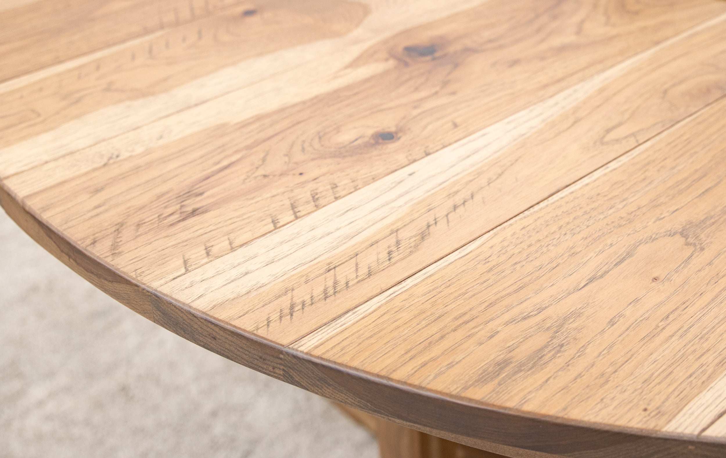 Albany Pedestal Pub Table