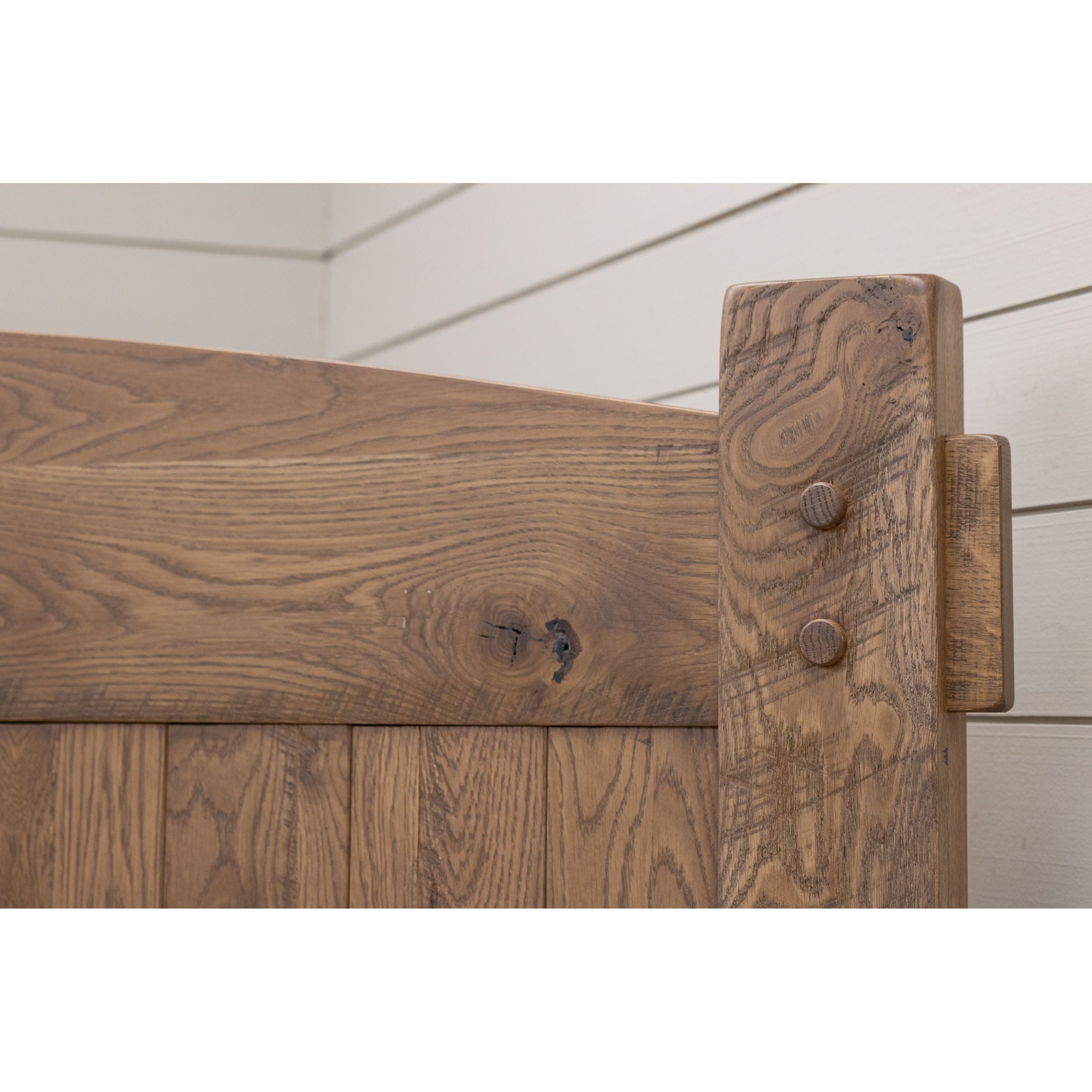 DCF Roughsawn King White Oak Wood Storage Platform Bed with Arched Headboard | WB