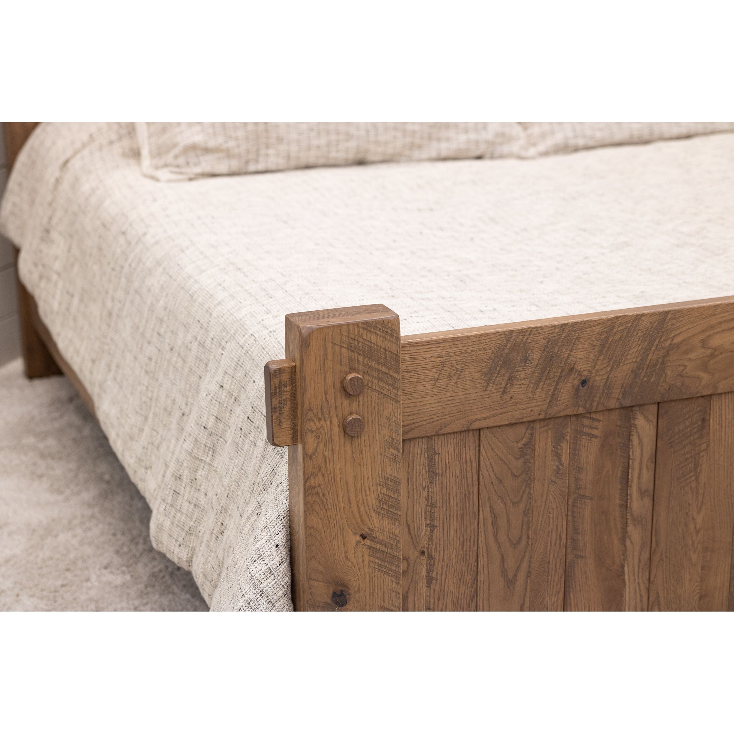 DCF Roughsawn Bed with Arched Headboard