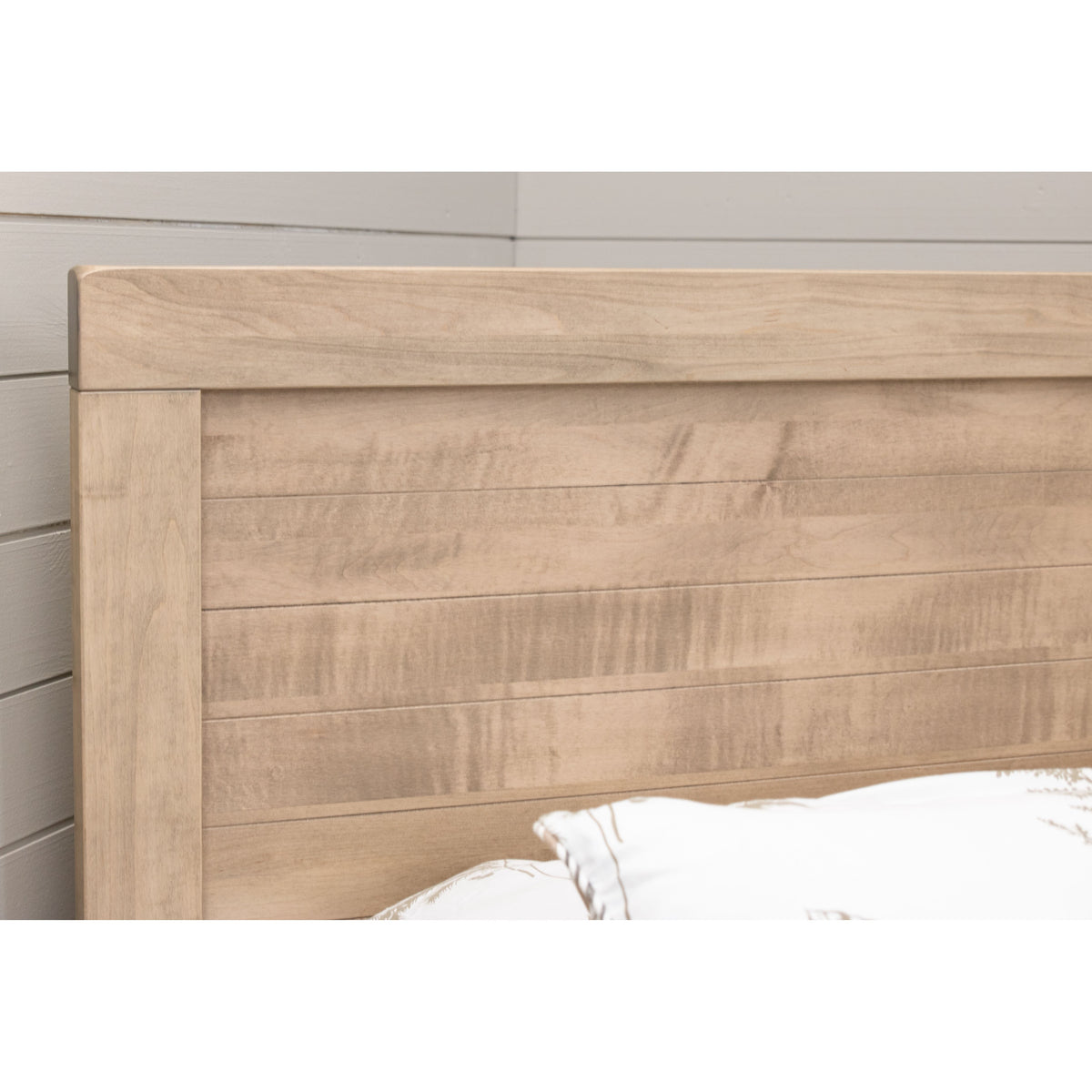 Portland King Maple Wood Storage Platform Bed | DS