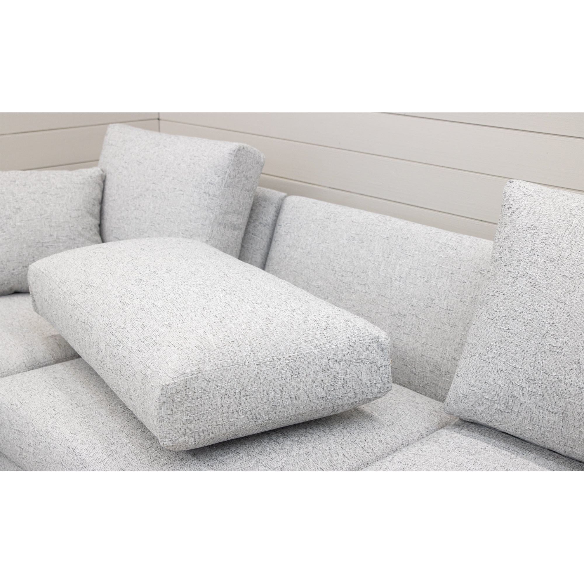 Westbrook Stationary Loveseat | 22-72