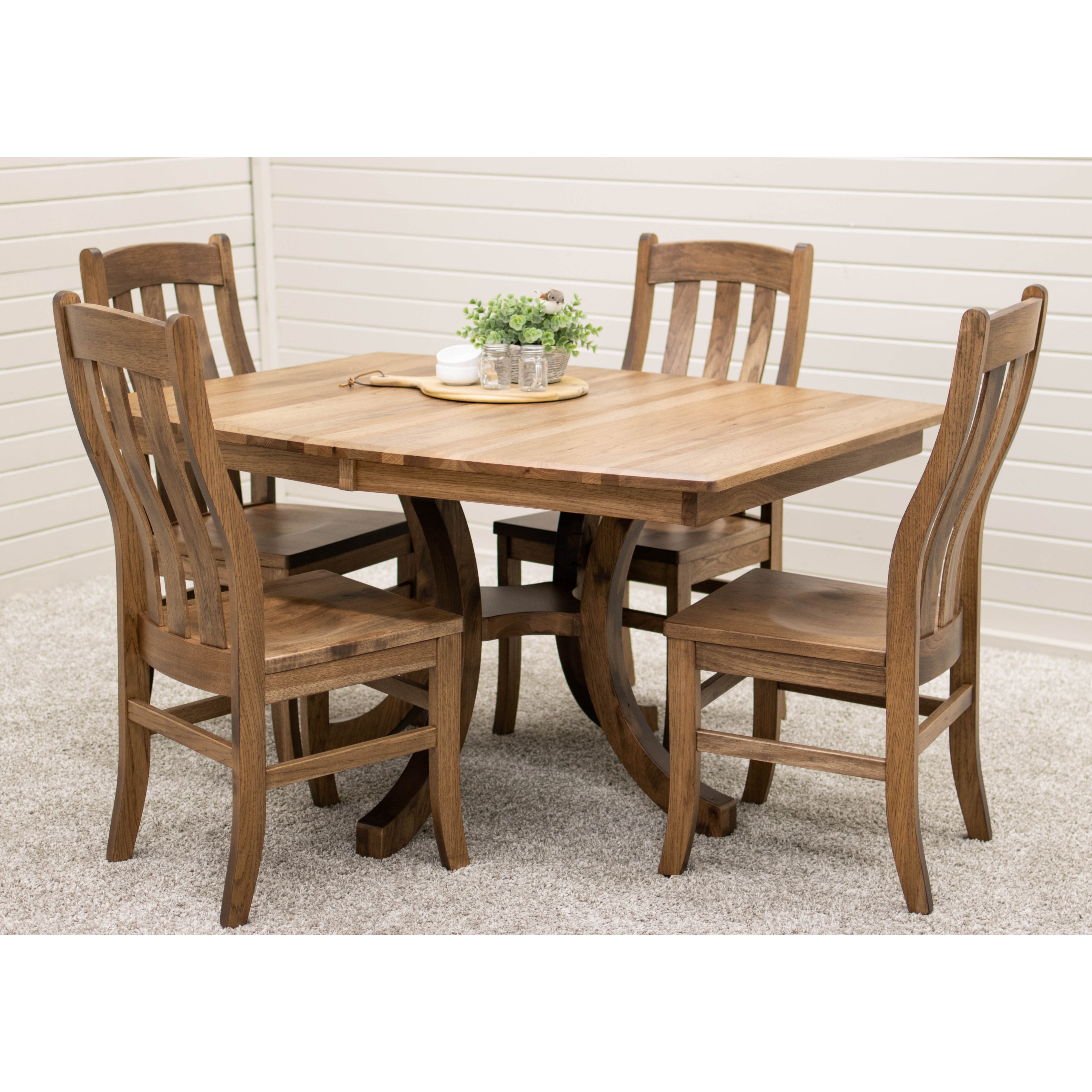 Carlisle Single Pedestal Extending Dining Table