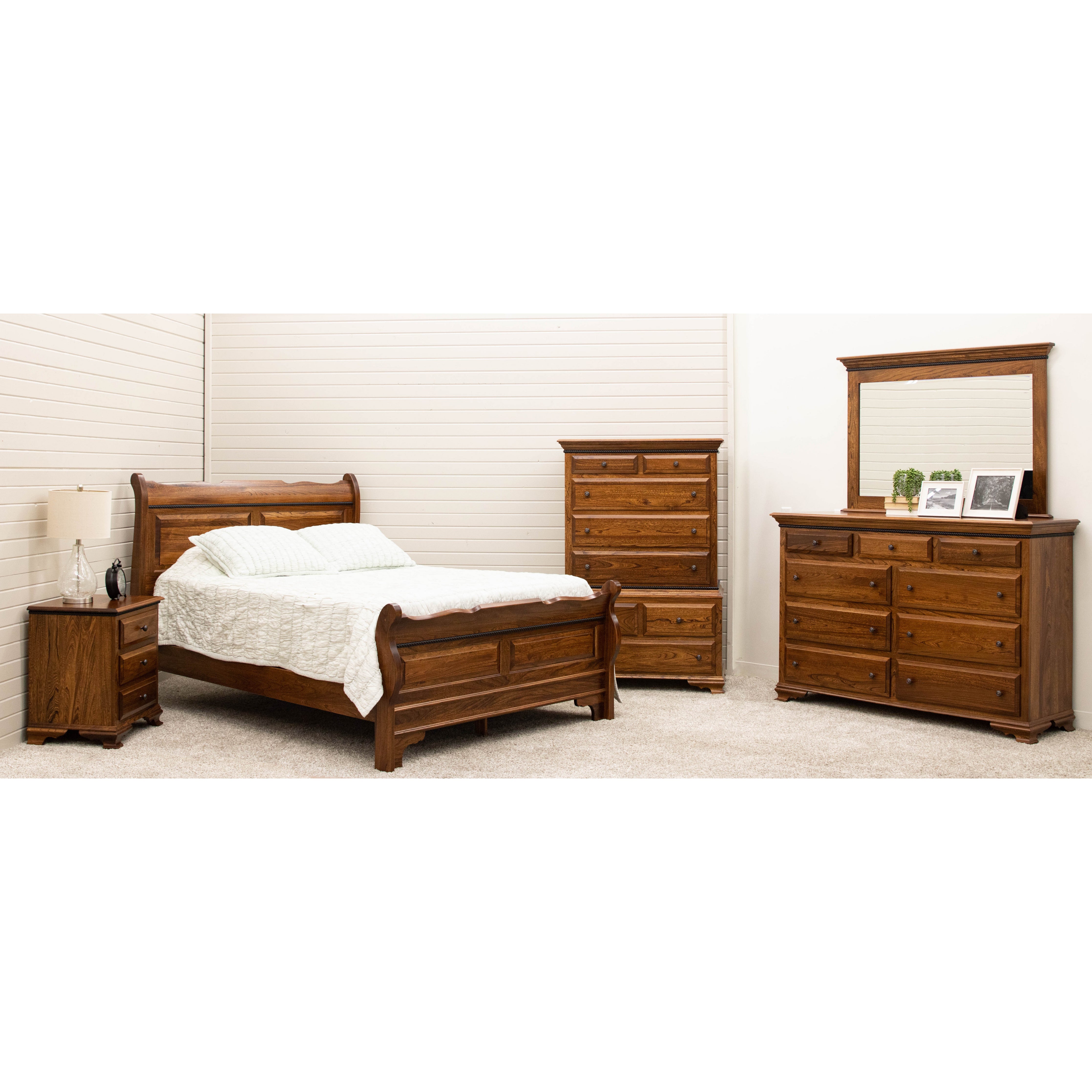 Heritage 3-Drawer Nightstand