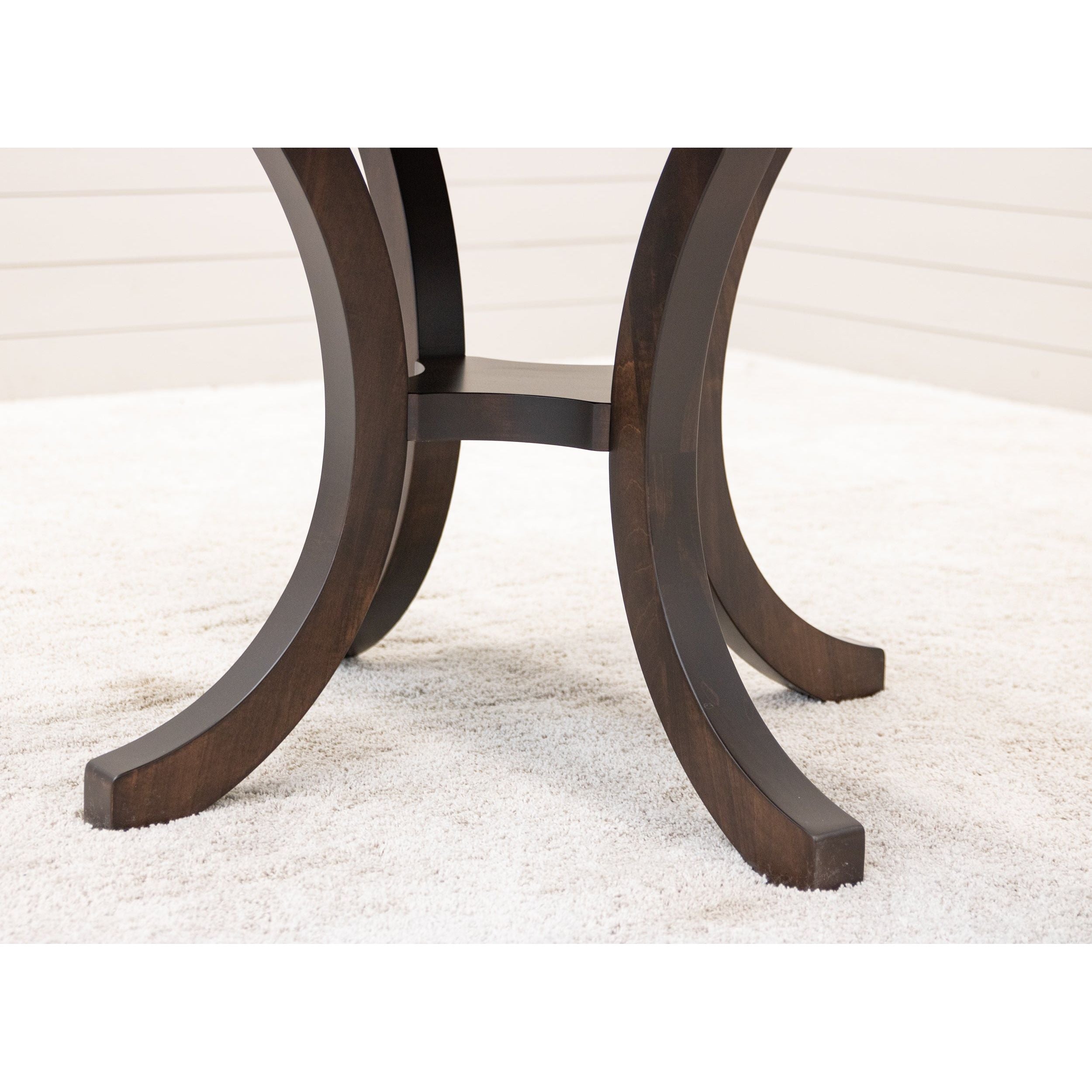Carlisle Single Pedestal Extending Dining Table