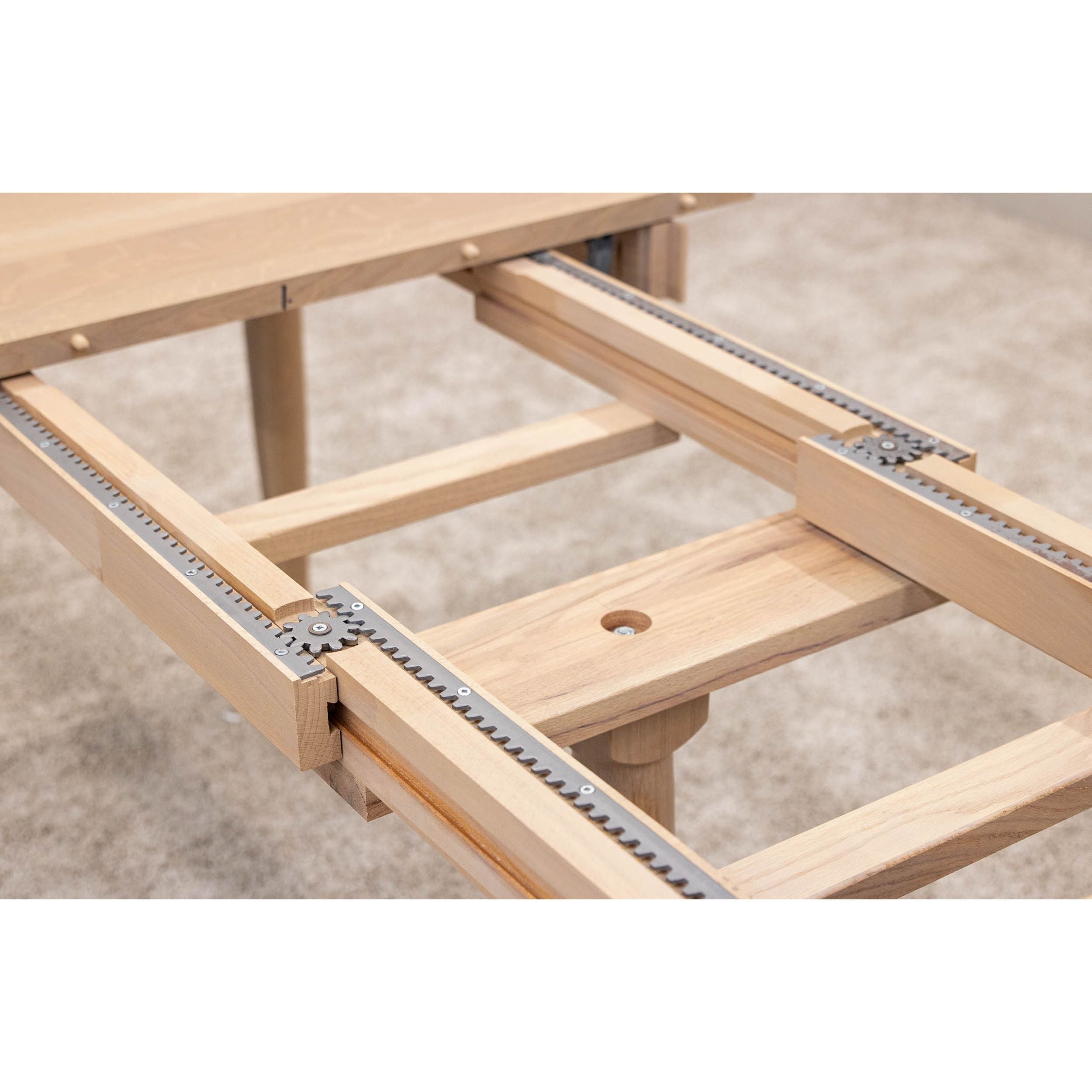 Cassidy Mid Century Quarter Sawn White Oak Wood Extending Dining Table | LAT