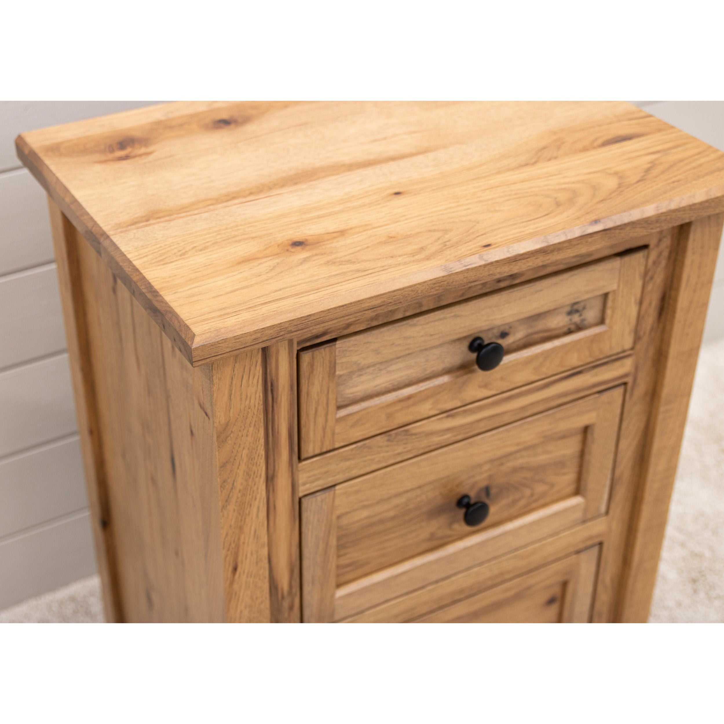 Jackson 3-Drawer Nightstand