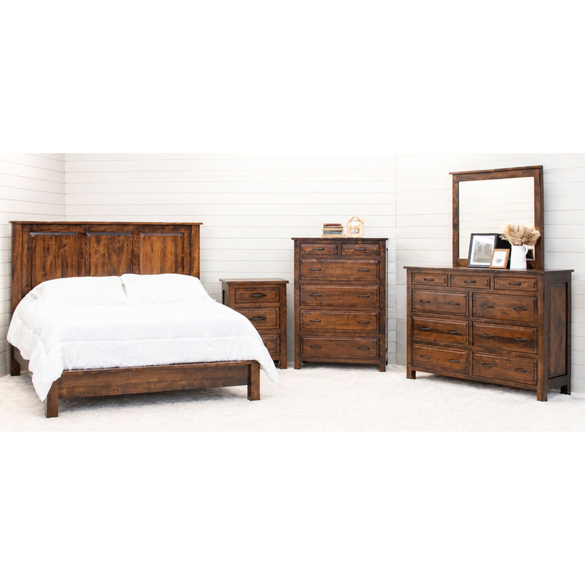 Savannah King 5 Piece Amish Bedroom Set in Maple Wood | AS