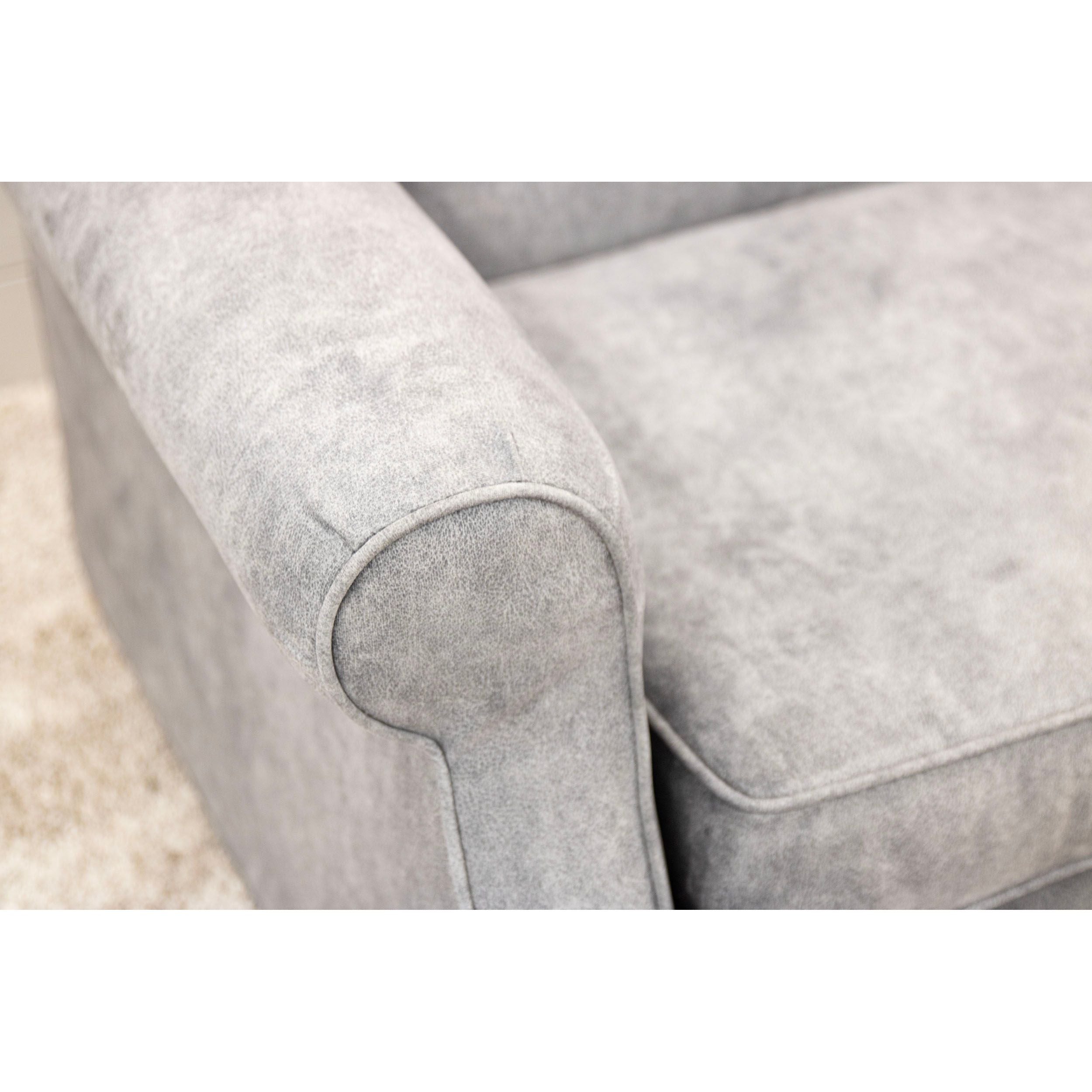 Traditional Chair